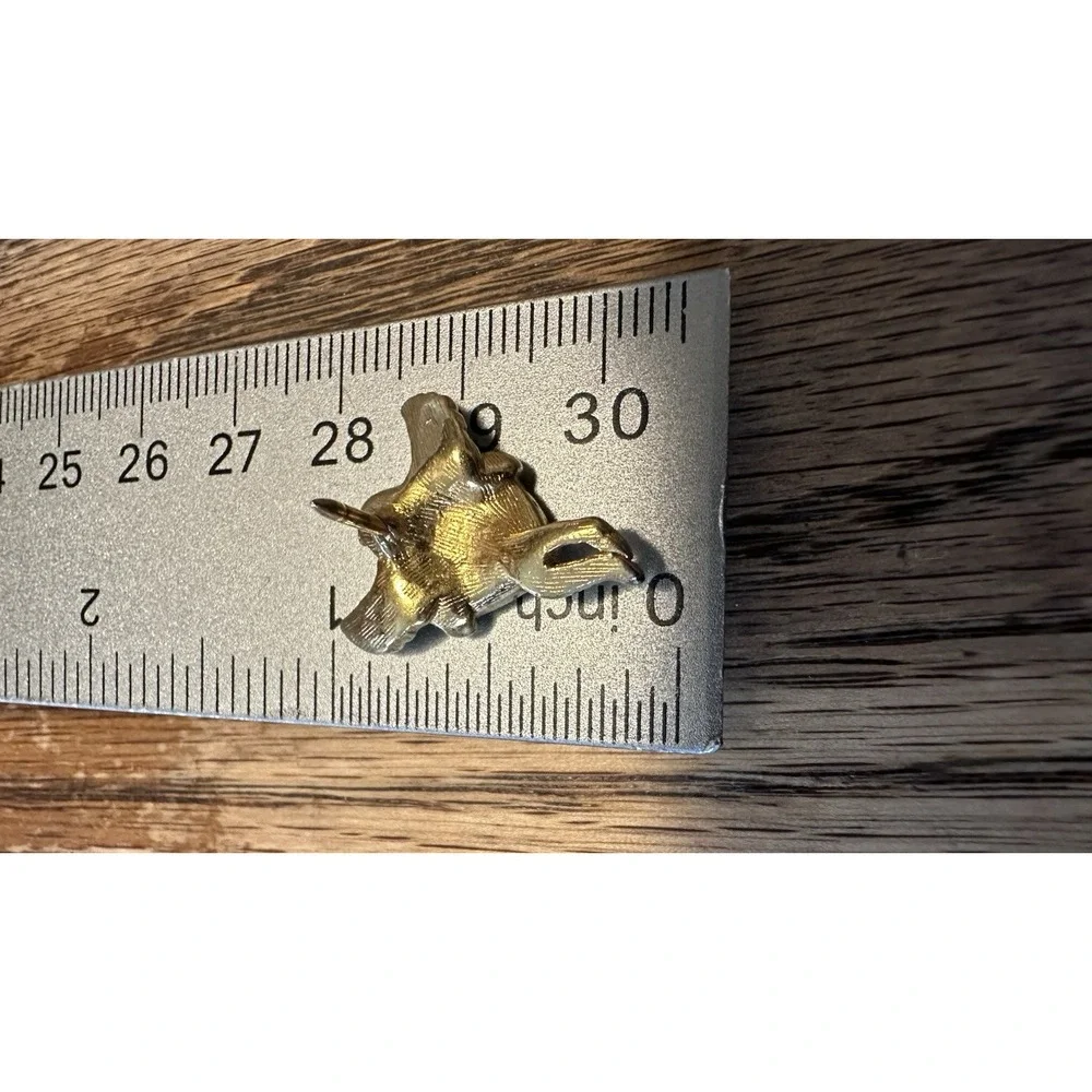 Vintage Gold Tone Cherub Angel Lapel Pin with Ruby Red Rhinestone Heart